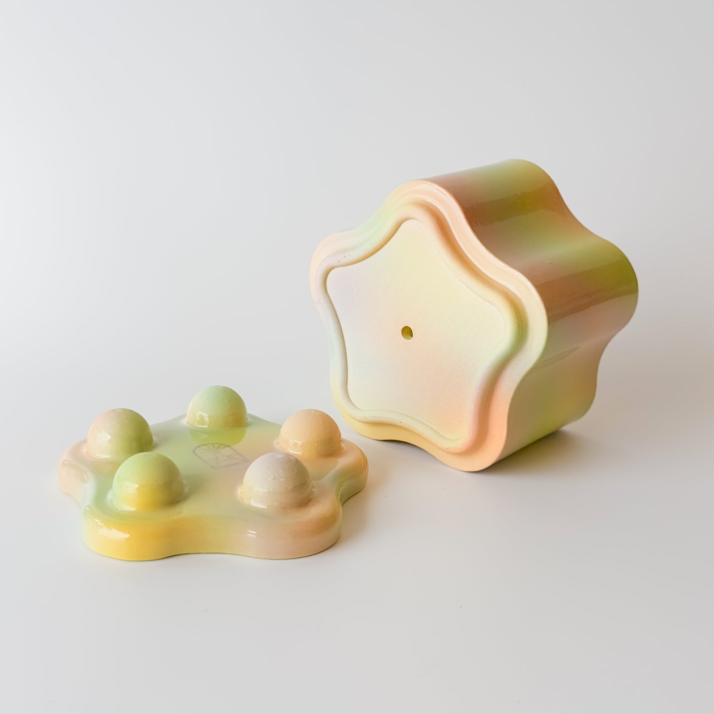 Udder Planter in Iridescent Magic
