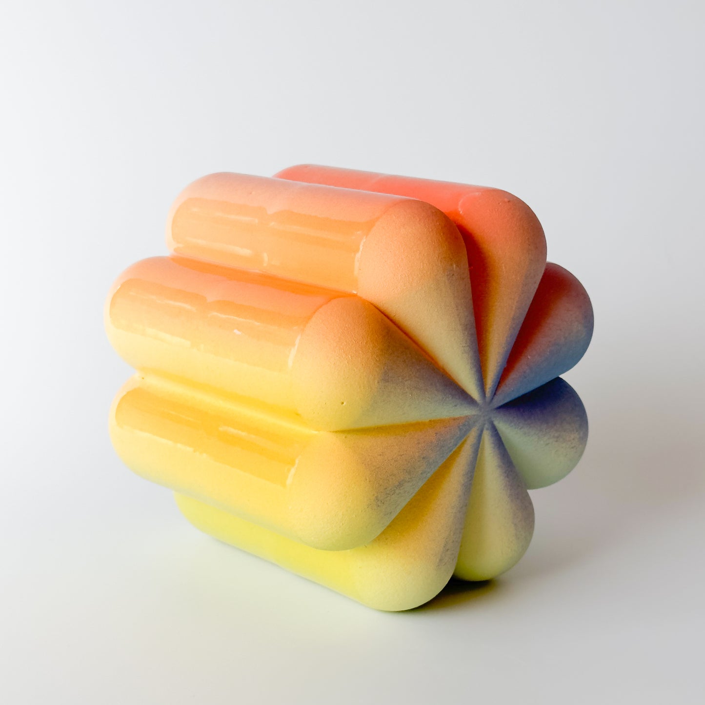 Scallop Planter in Rainbow