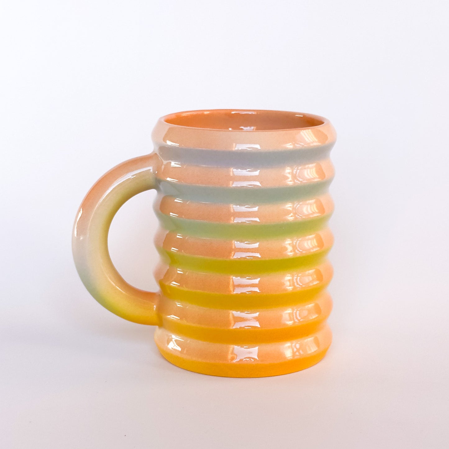 Wiggle Mug in Peachy Rainbow