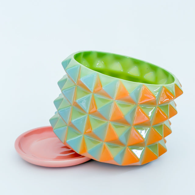 Prism Planter in Prismatic Carrot