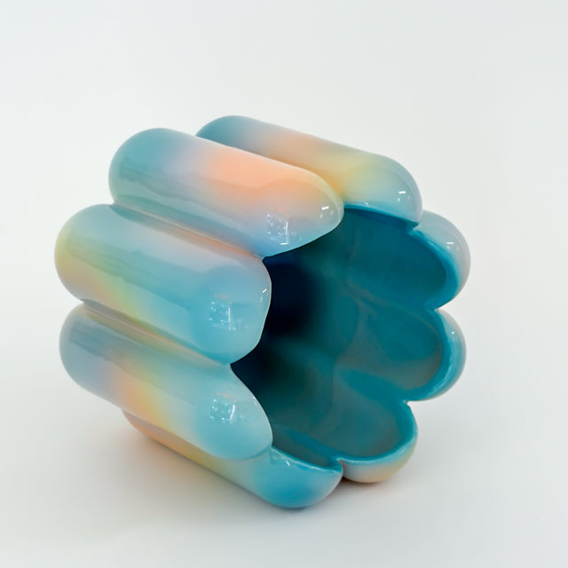 Scallop Planter in Stratospheric Clouds