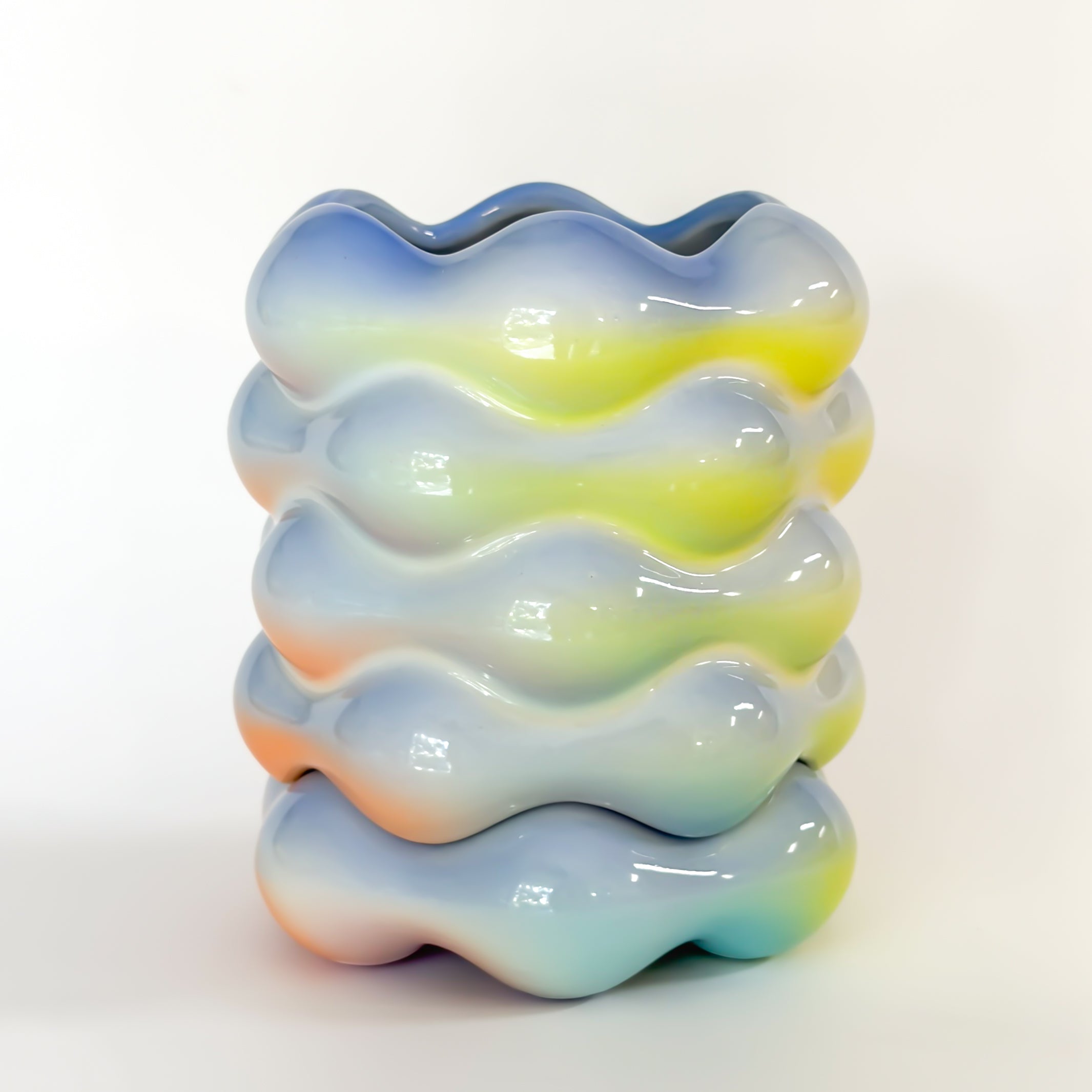 High Tide Planter in Rainbow Blue