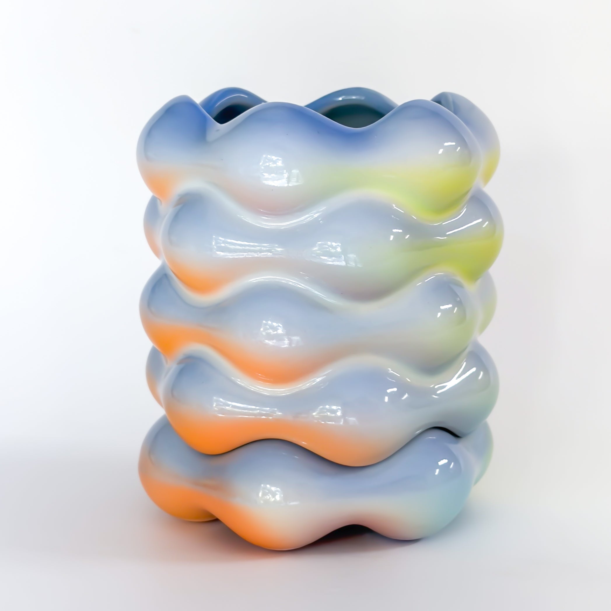 High Tide Planter in Rainbow Blue