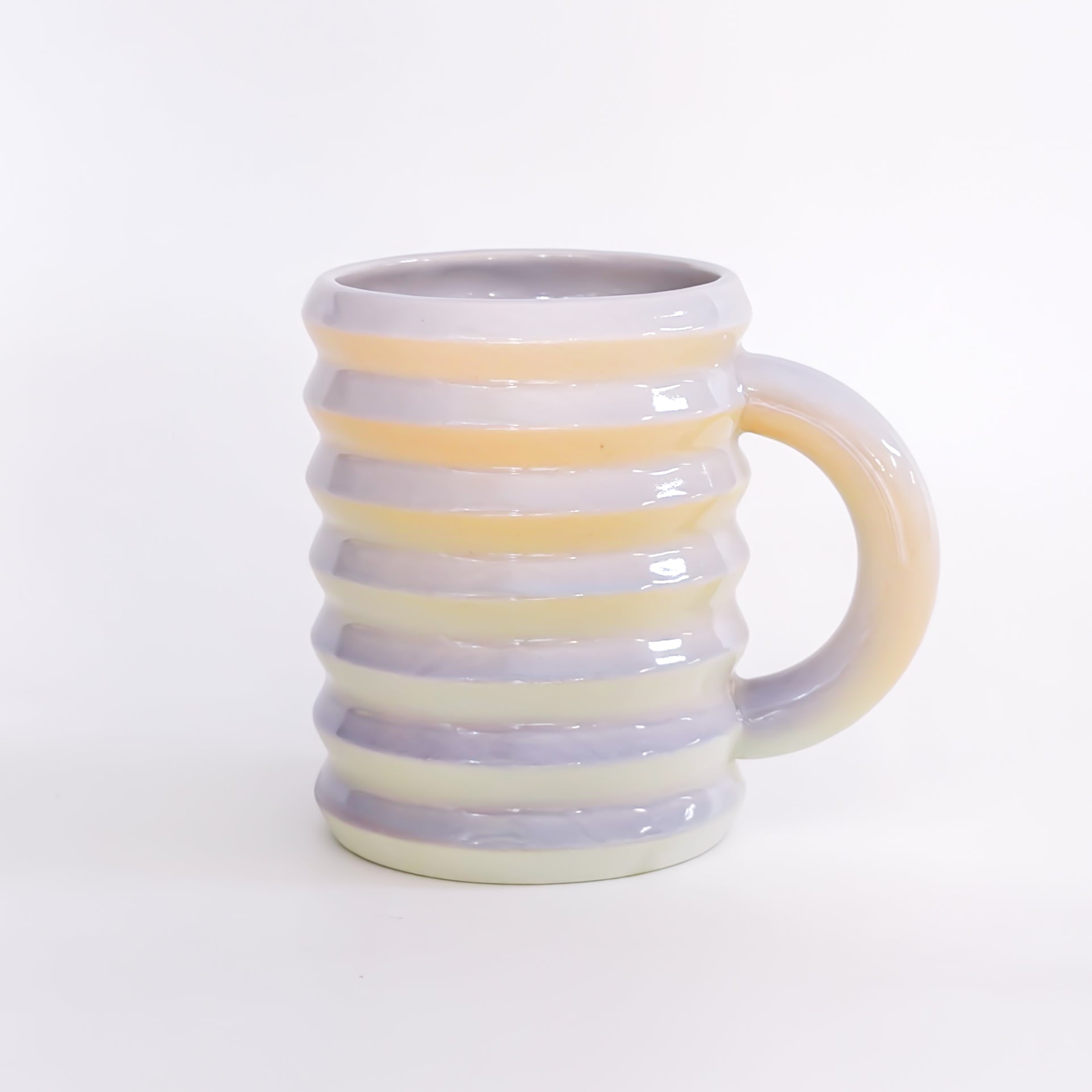Wiggle Mug in Opalite