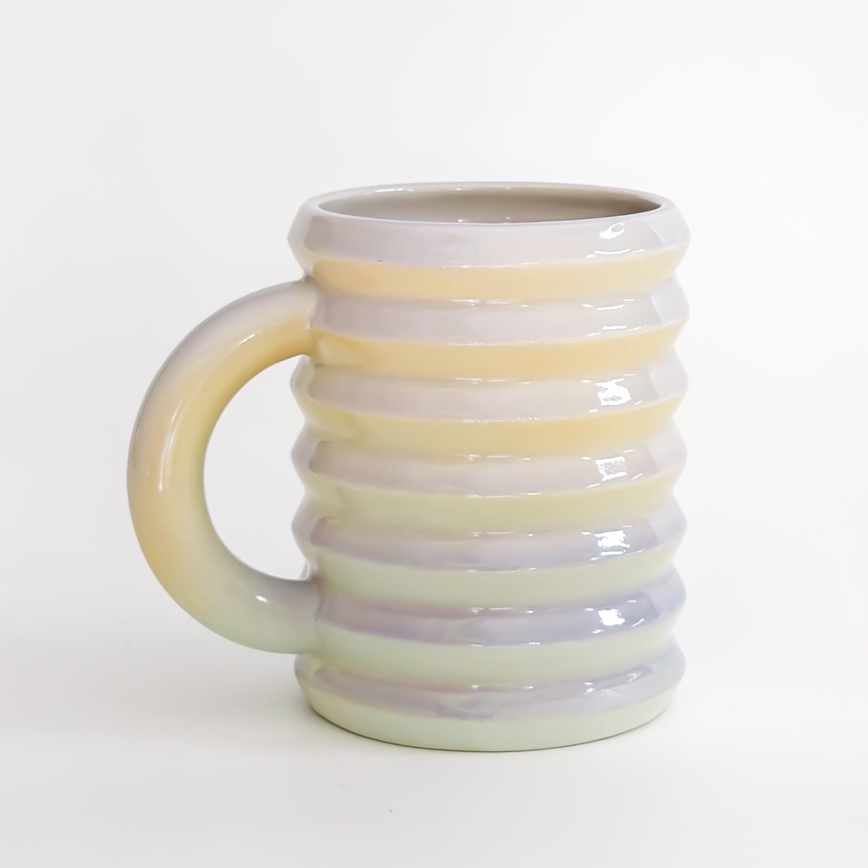 Wiggle Mug in Opalite