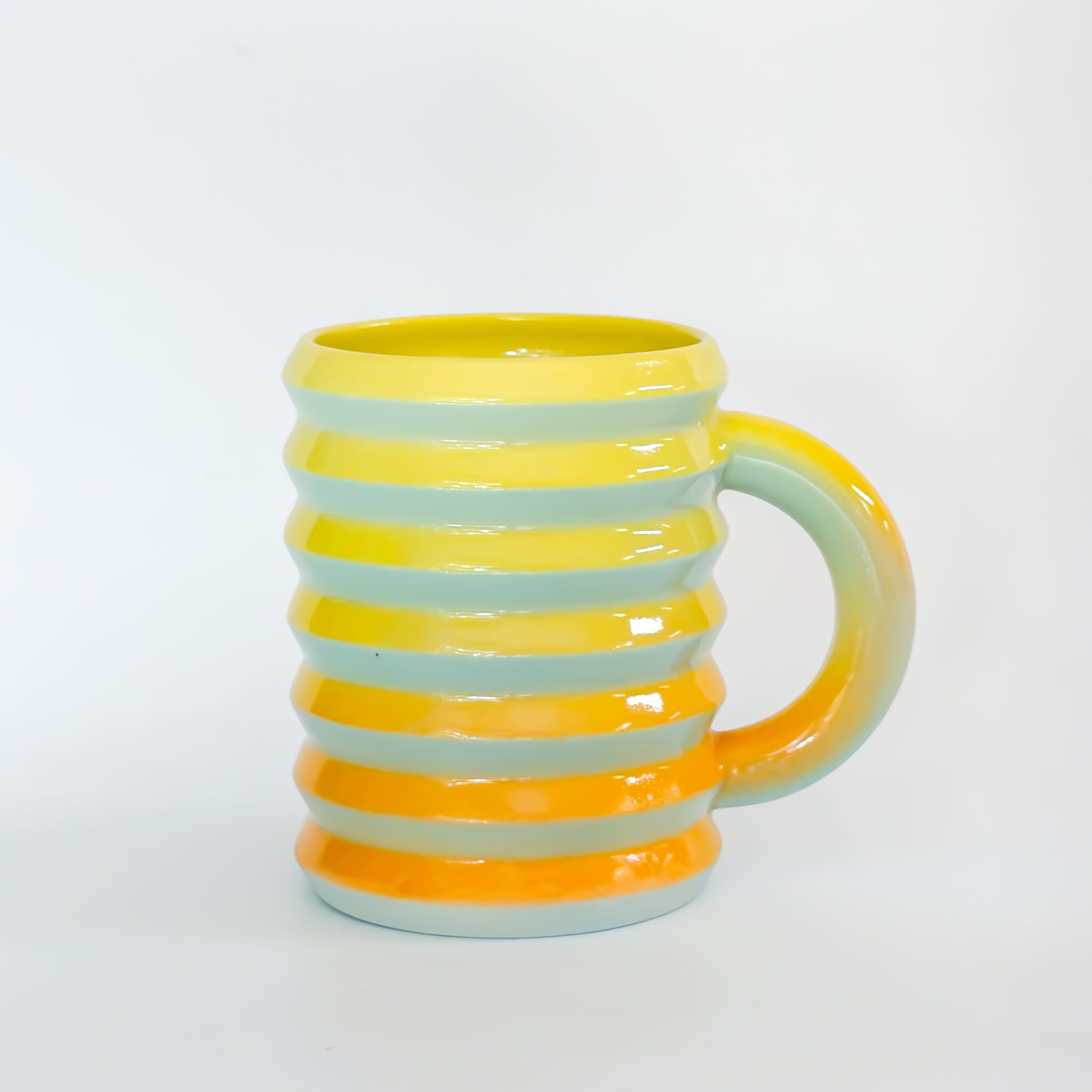 Wiggle Mug in Yellow/Blue Gradient