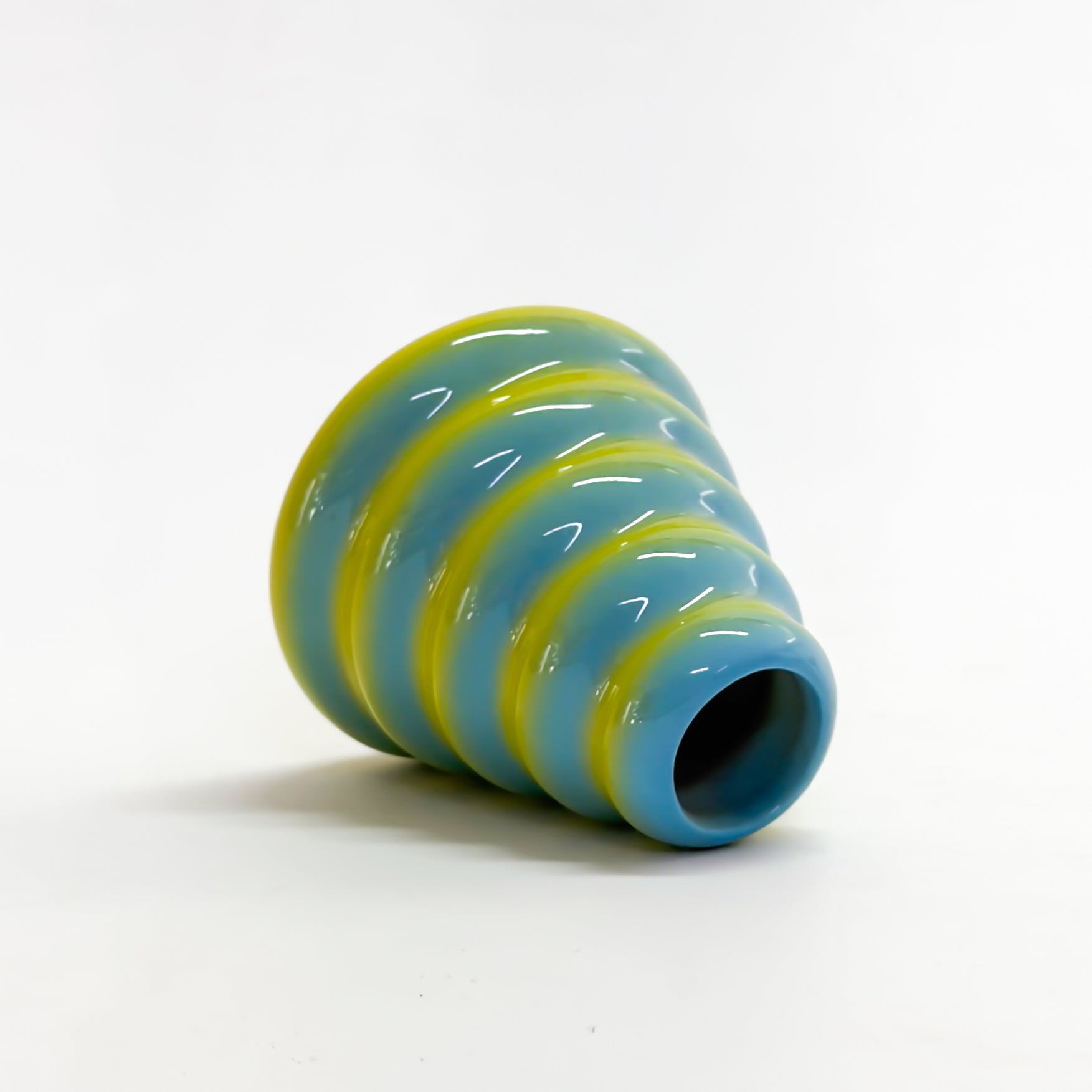Buddy Vase in Baja Blast V2