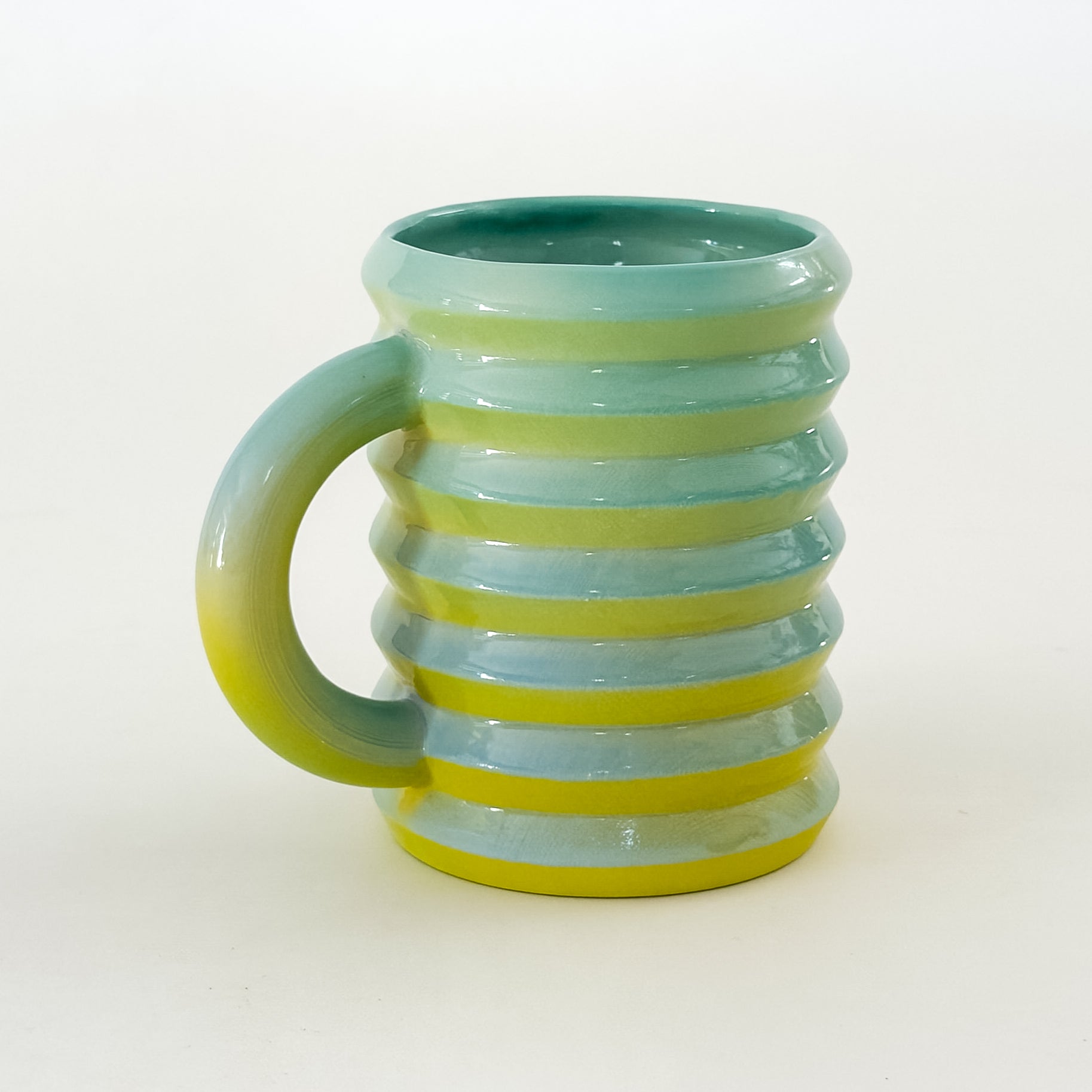 Wiggle Mug in Baja Blast