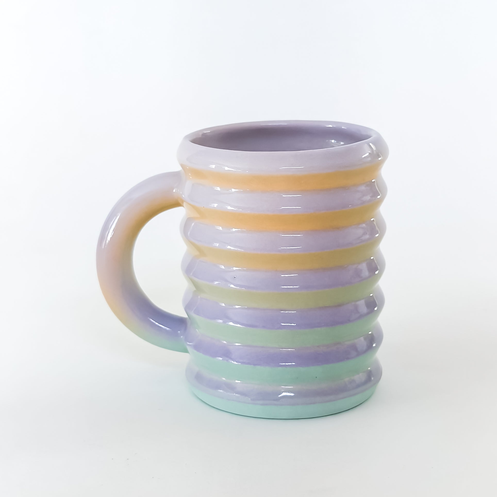 Wiggle Mug in Opalite