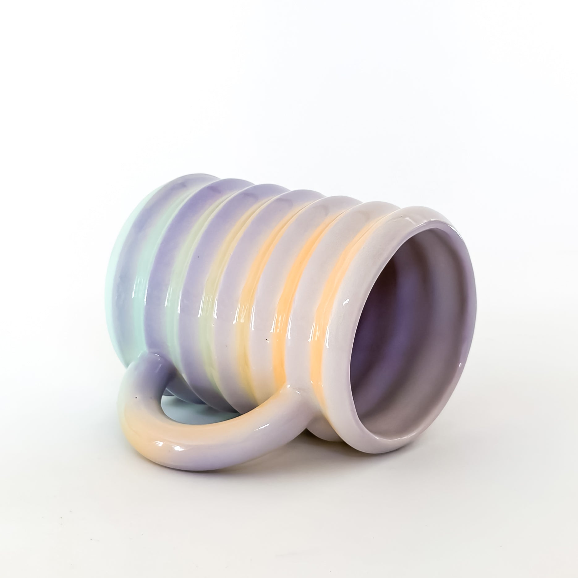 Wiggle Mug in Opalite