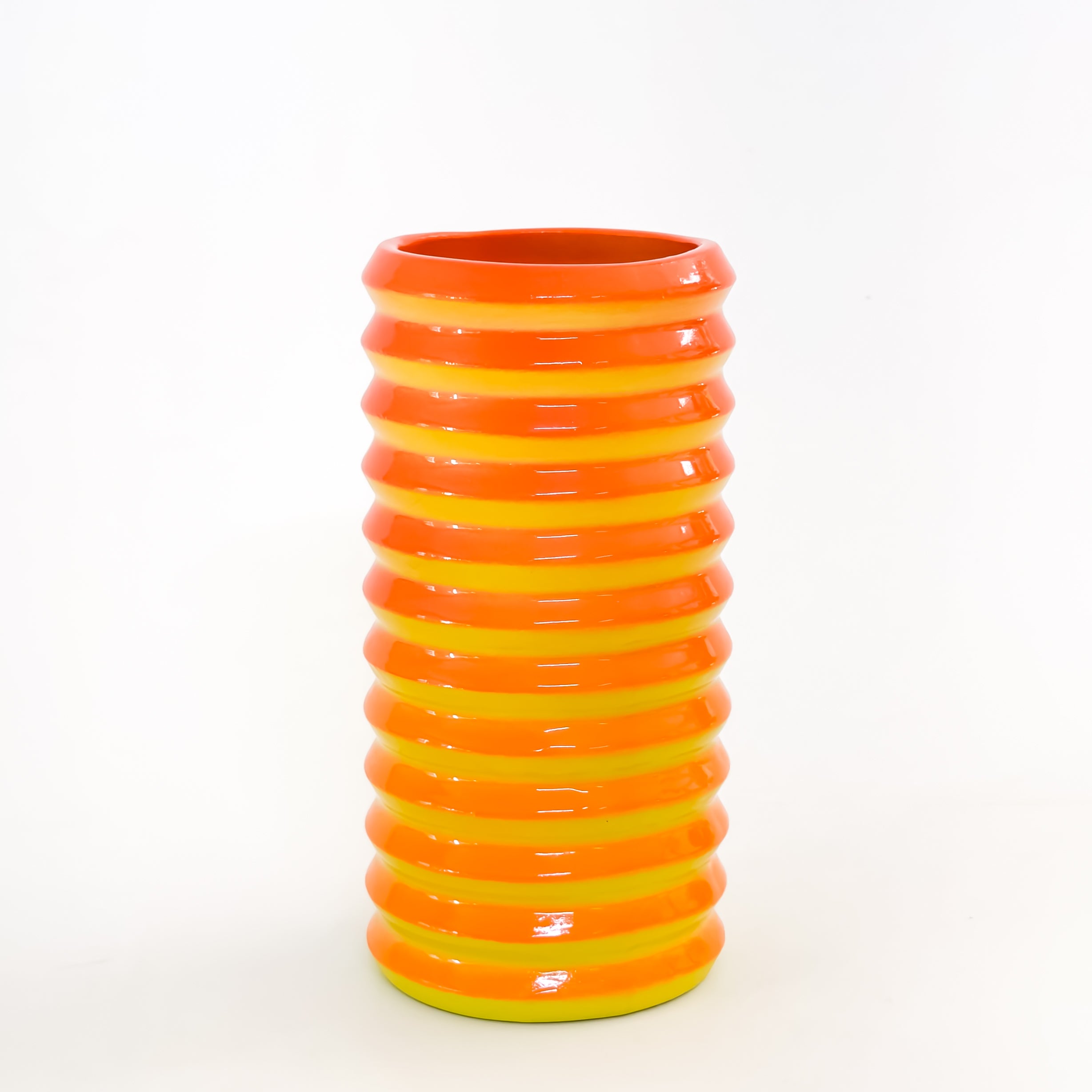Wiggle Vase in Cherry Tomato