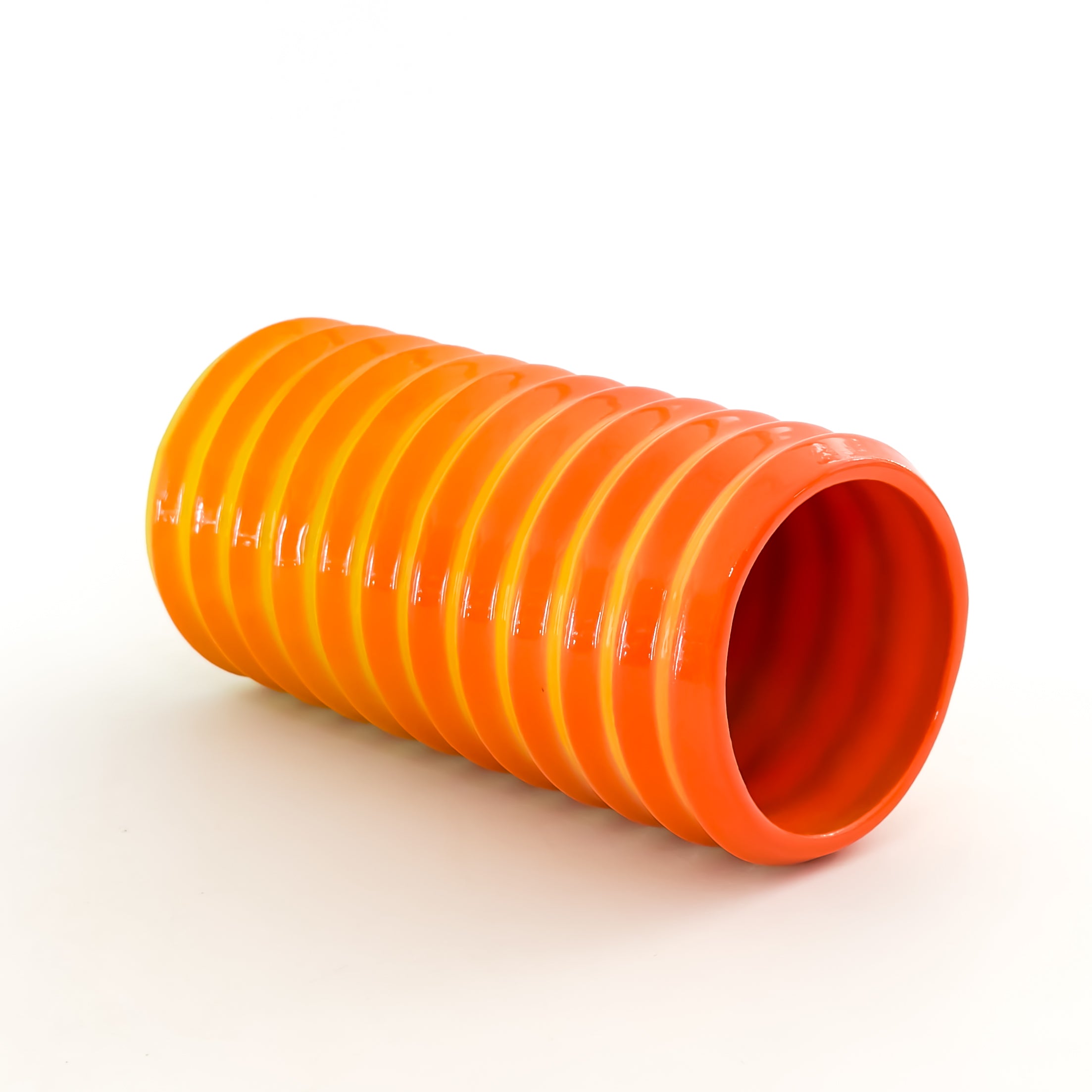 Wiggle Vase in Cherry Tomato