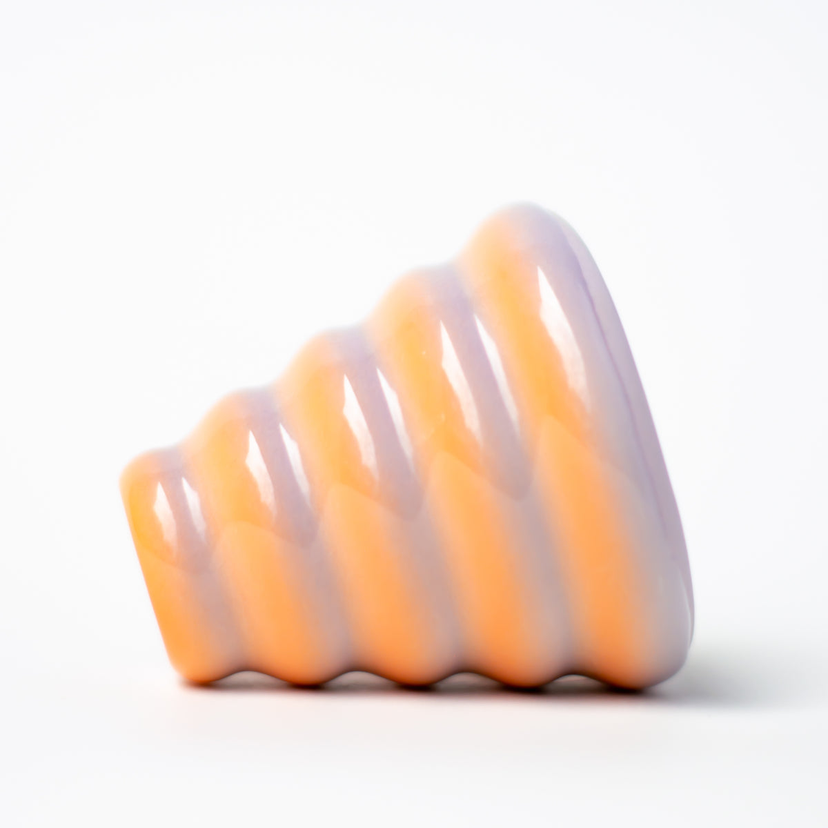 Buddy Vase in Lavender Kiss