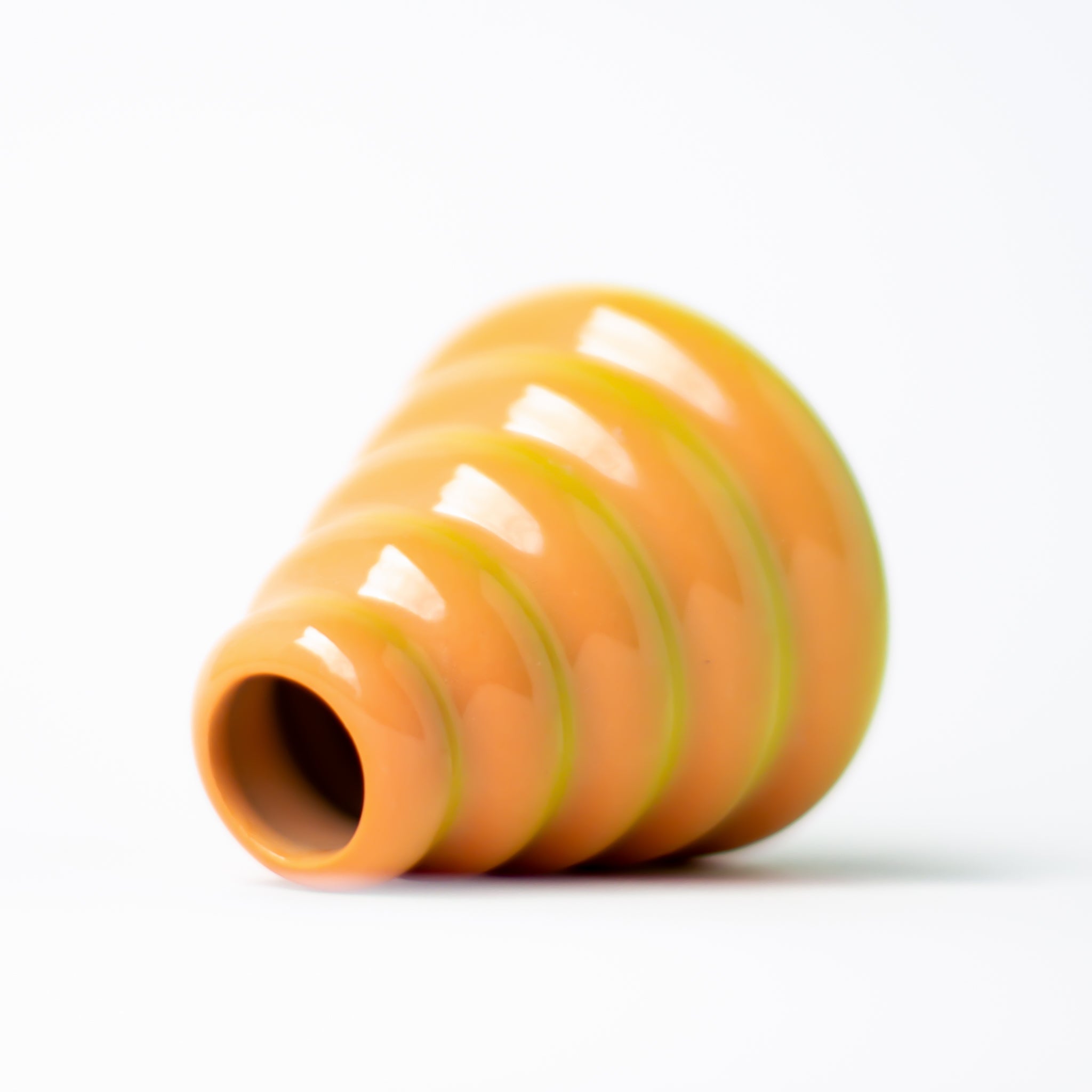 Buddy Vase in Melon