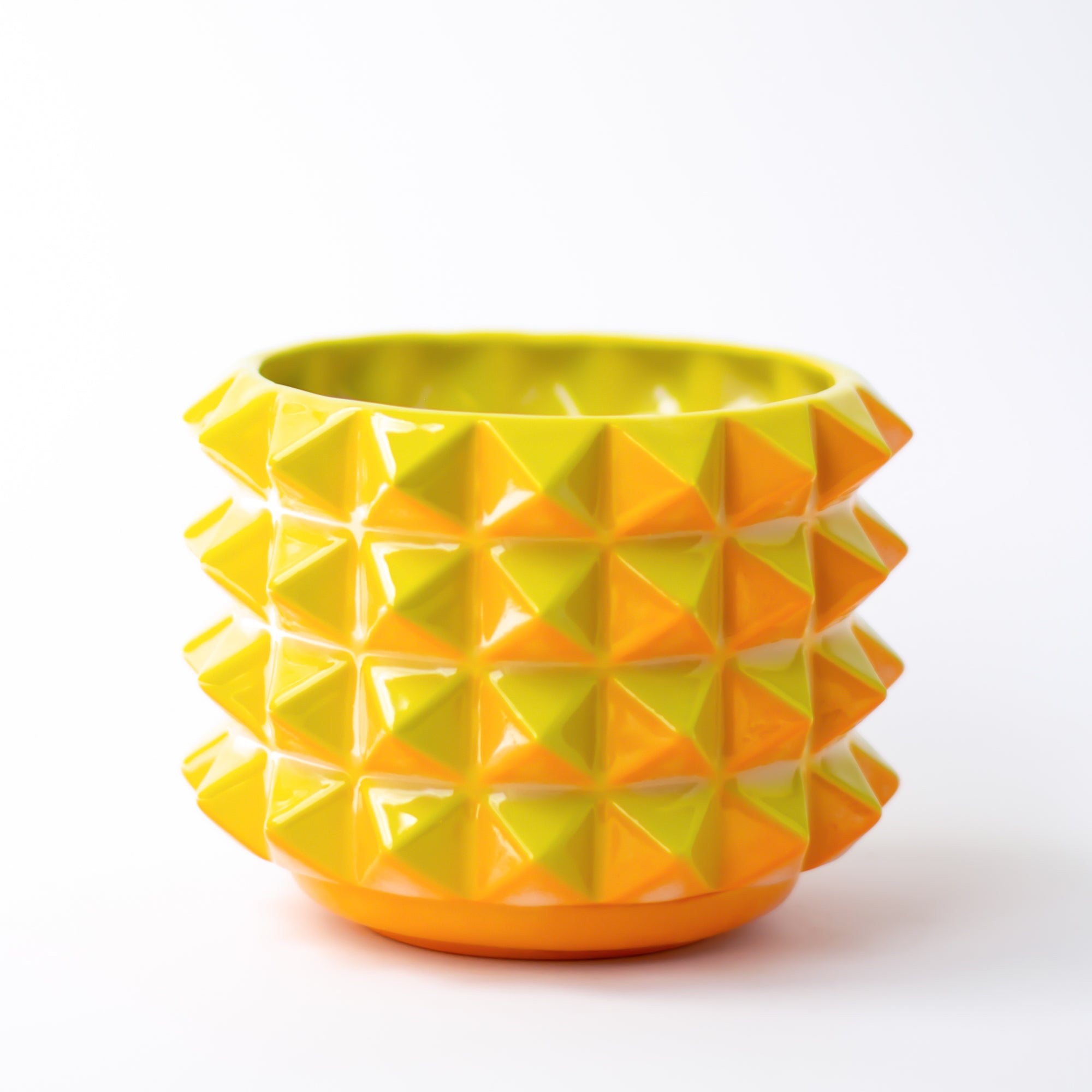 Prism Planter in Citrus