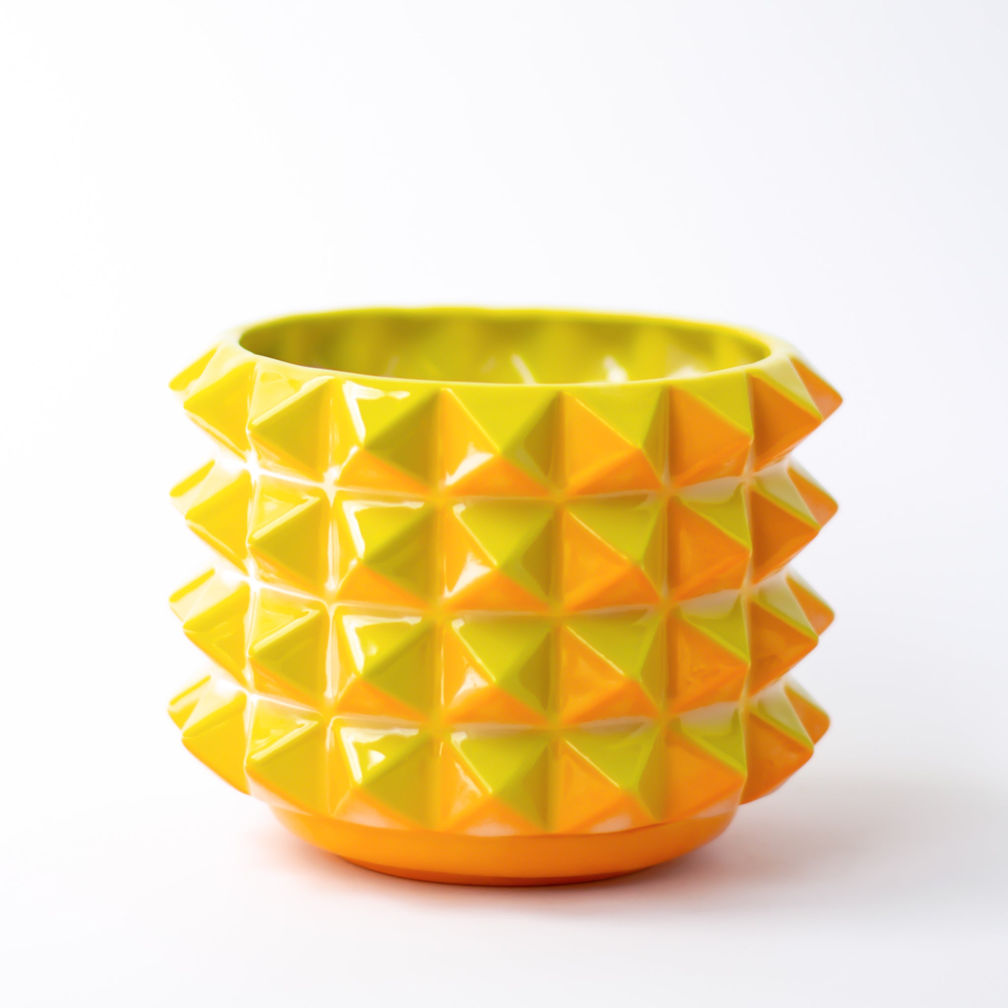 Prism Planter in Citrus