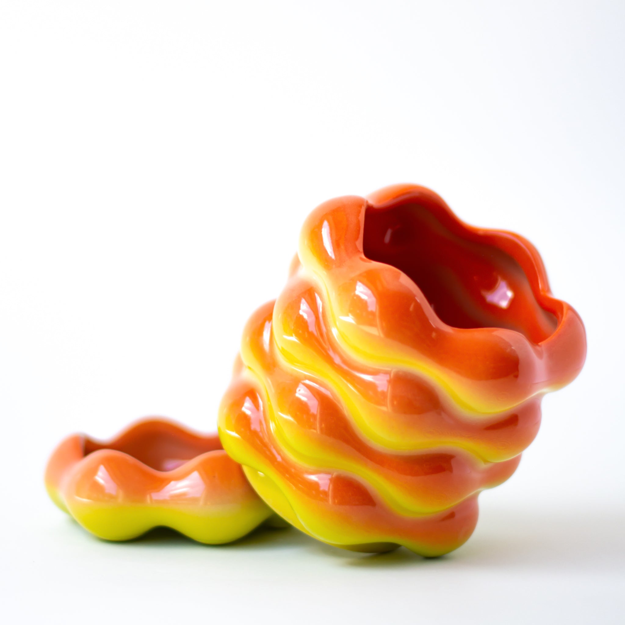 High Tide Planter in Cherry Tomato