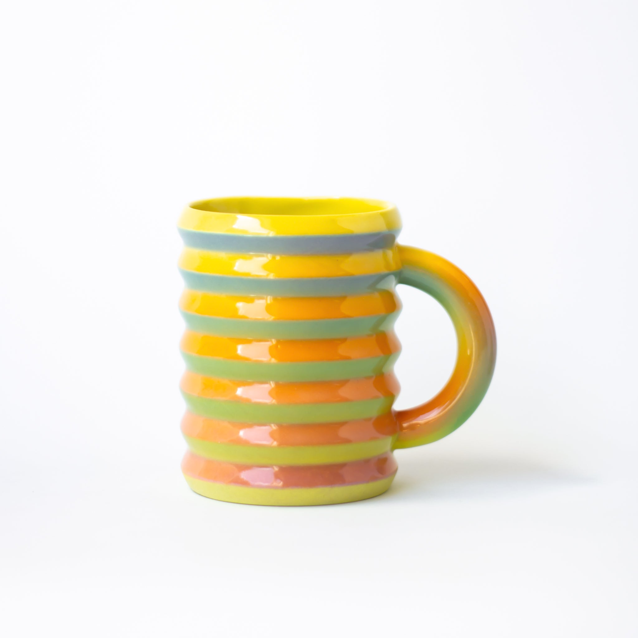 Wiggle Mug in Rainbow Fade