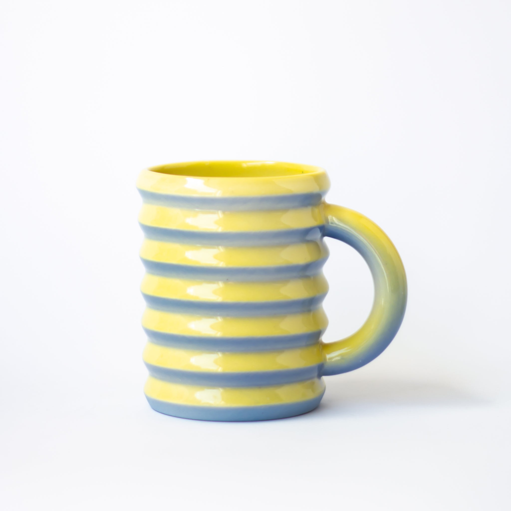 Wiggle Mug in Lavender Lemonade