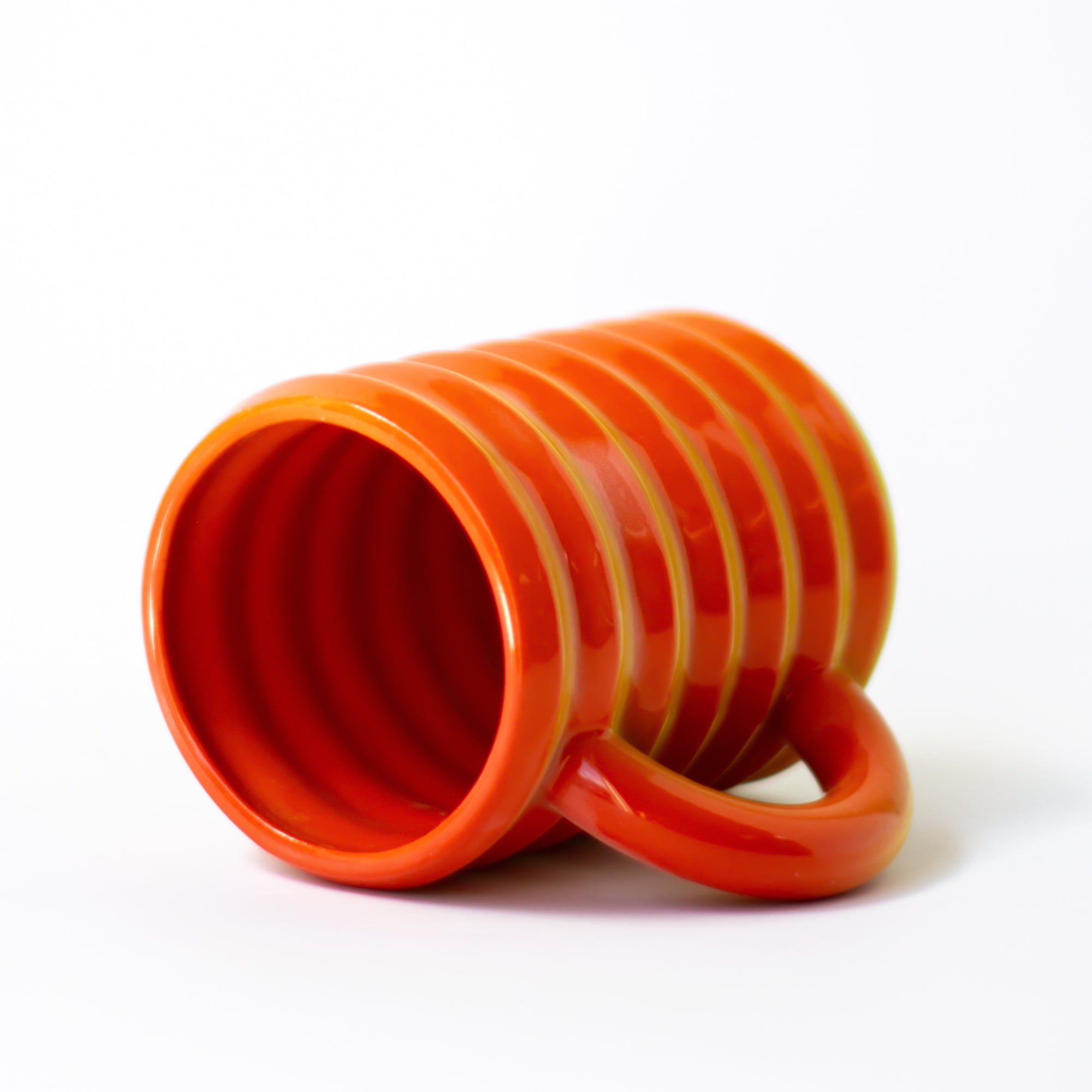 Wiggle Mug in Cherry Tomato