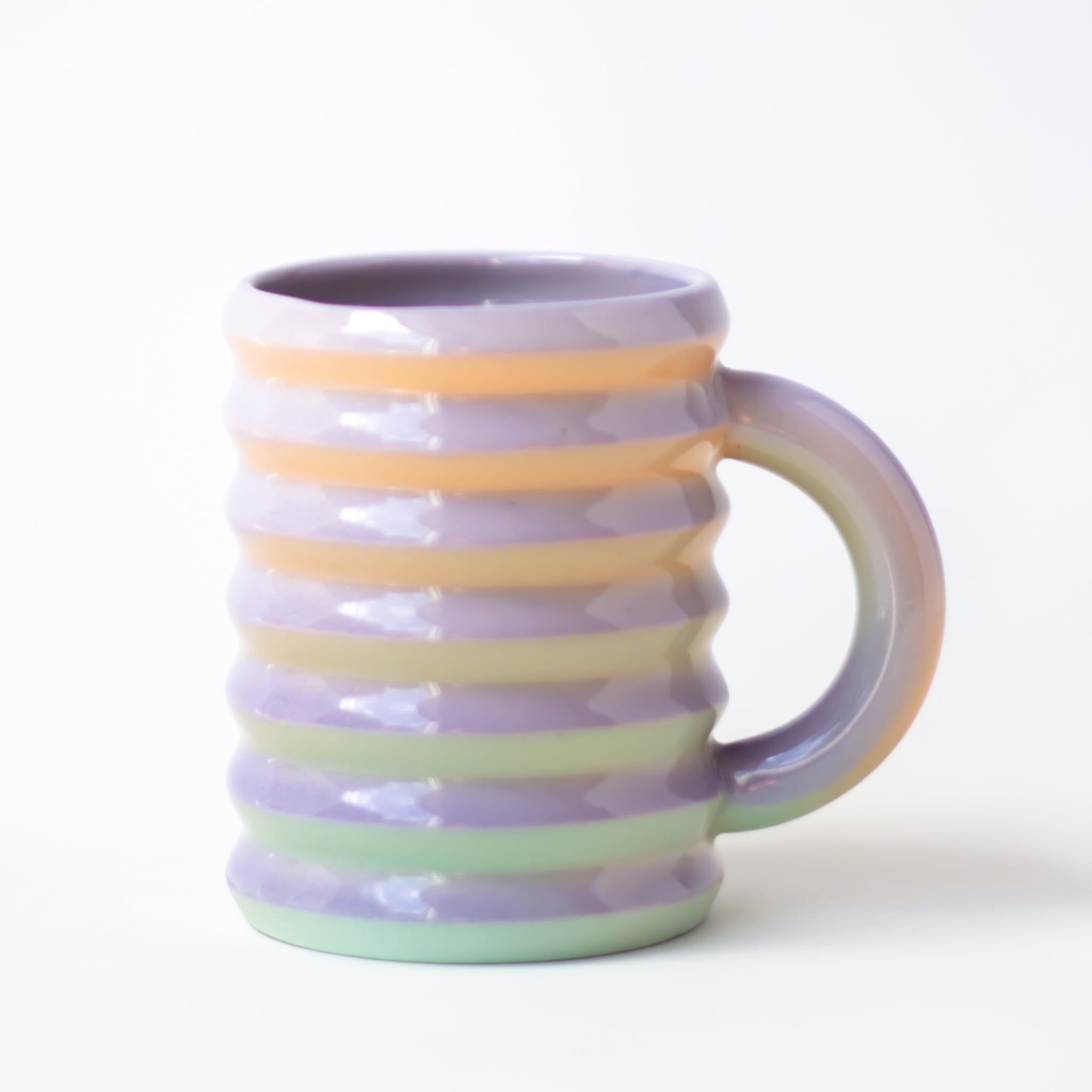 Wiggle Mug in Opalite