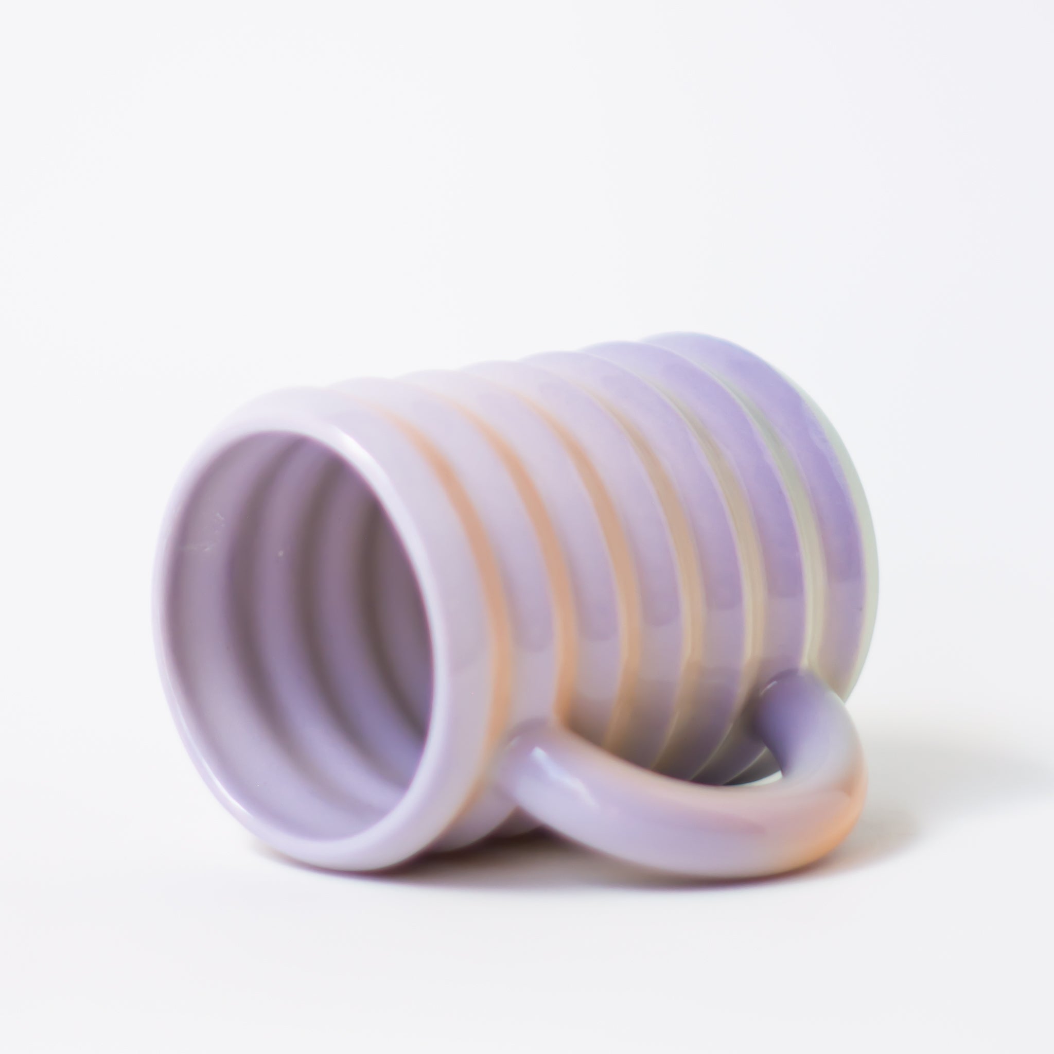 Wiggle Mug in Opalite
