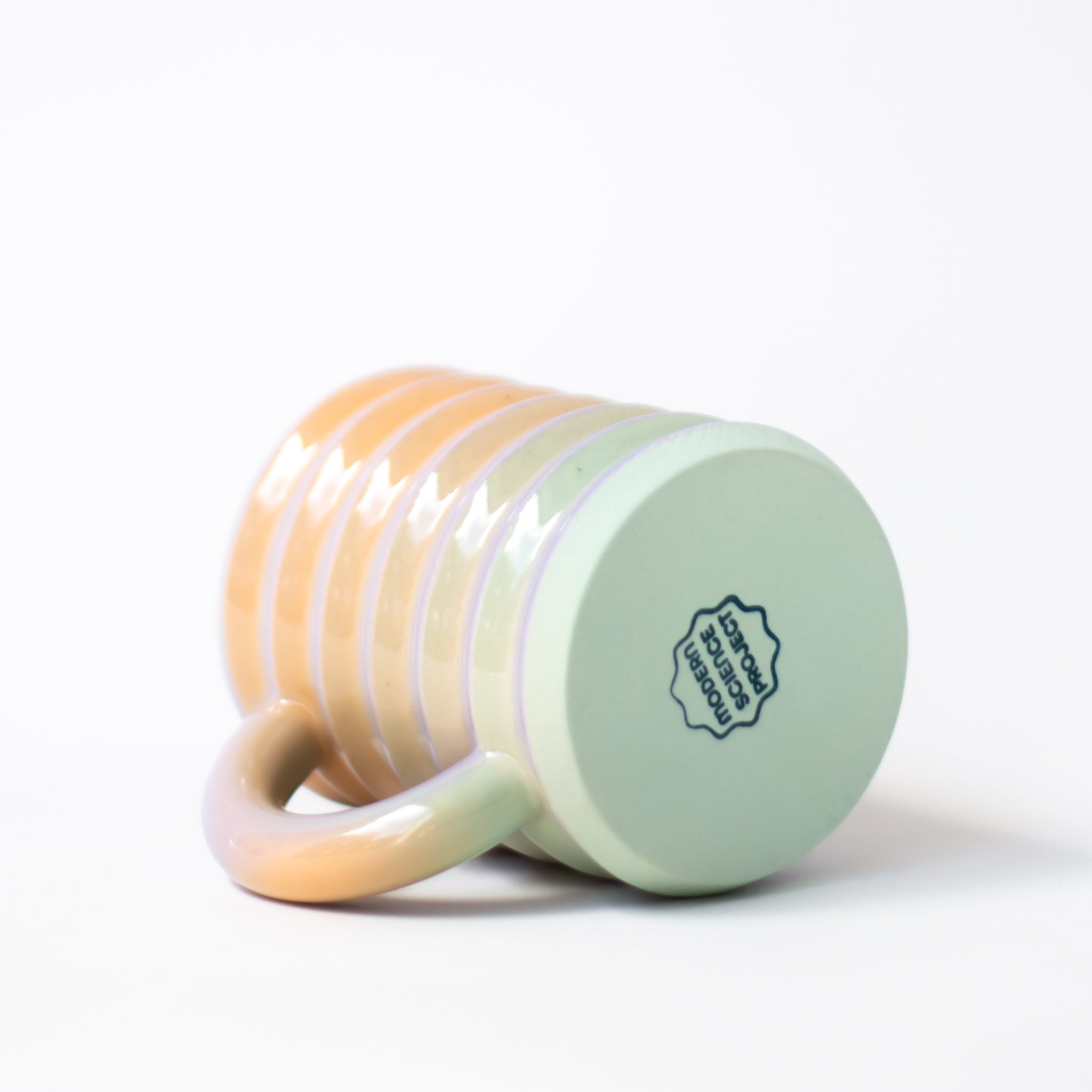 Wiggle Mug in Opalite