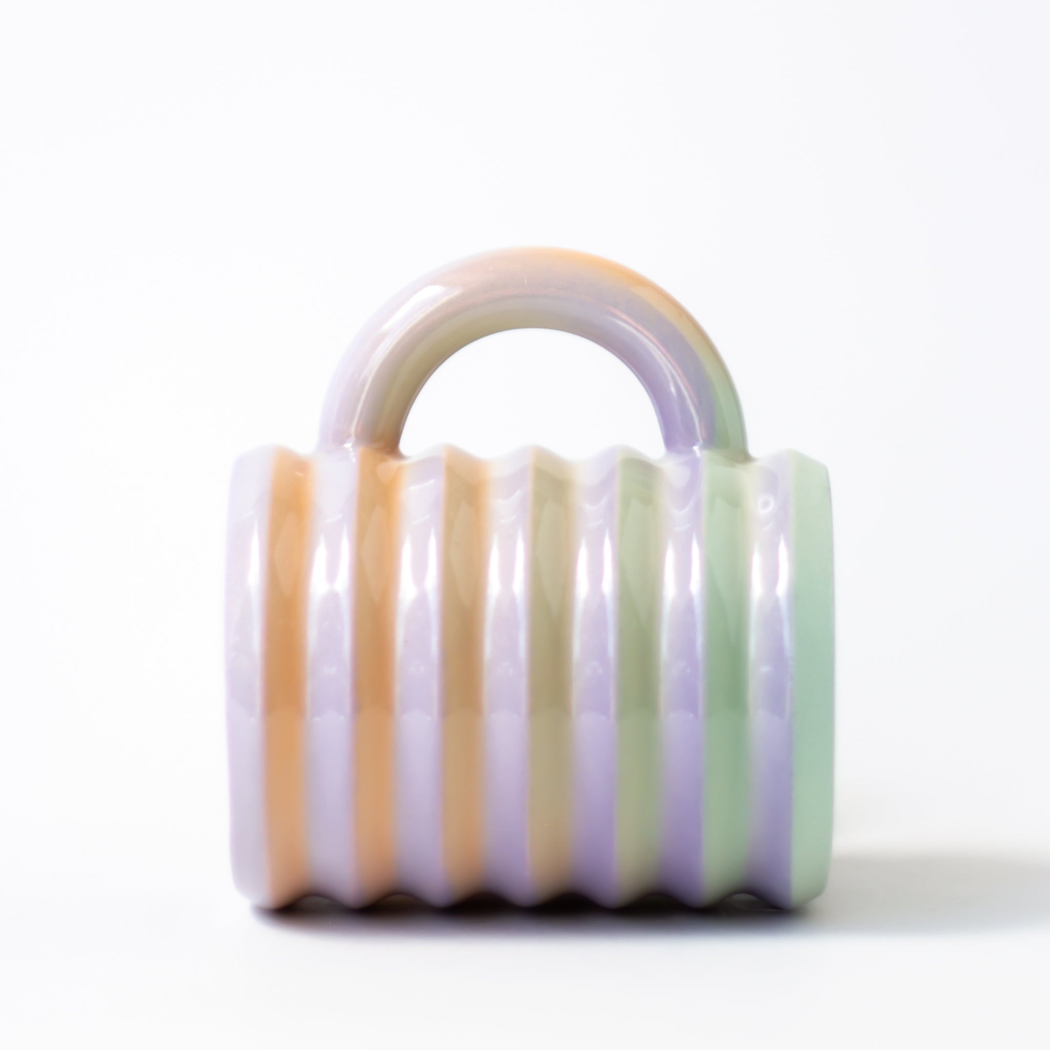 Wiggle Mug in Opalite