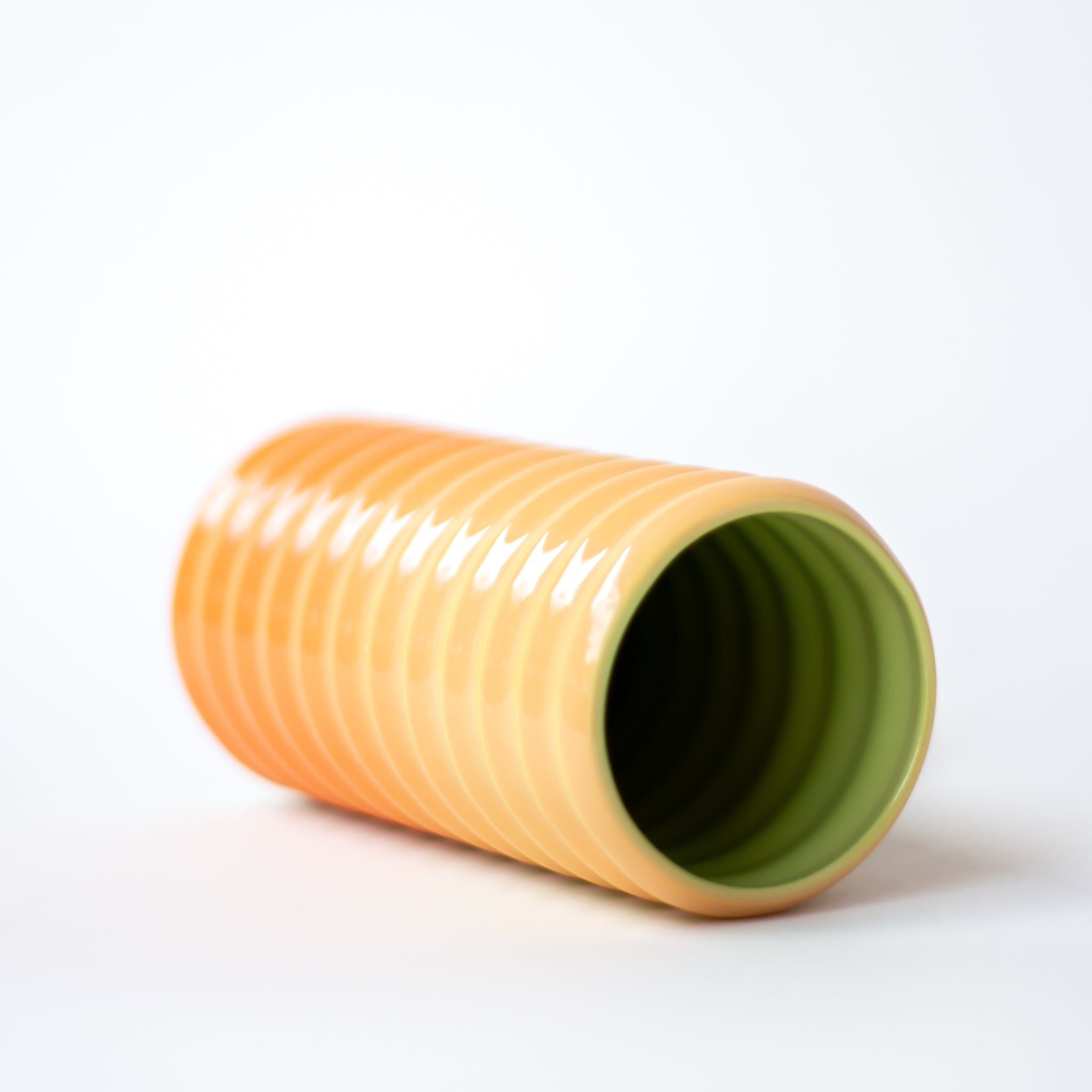 Wiggle Vase in Neon Melon