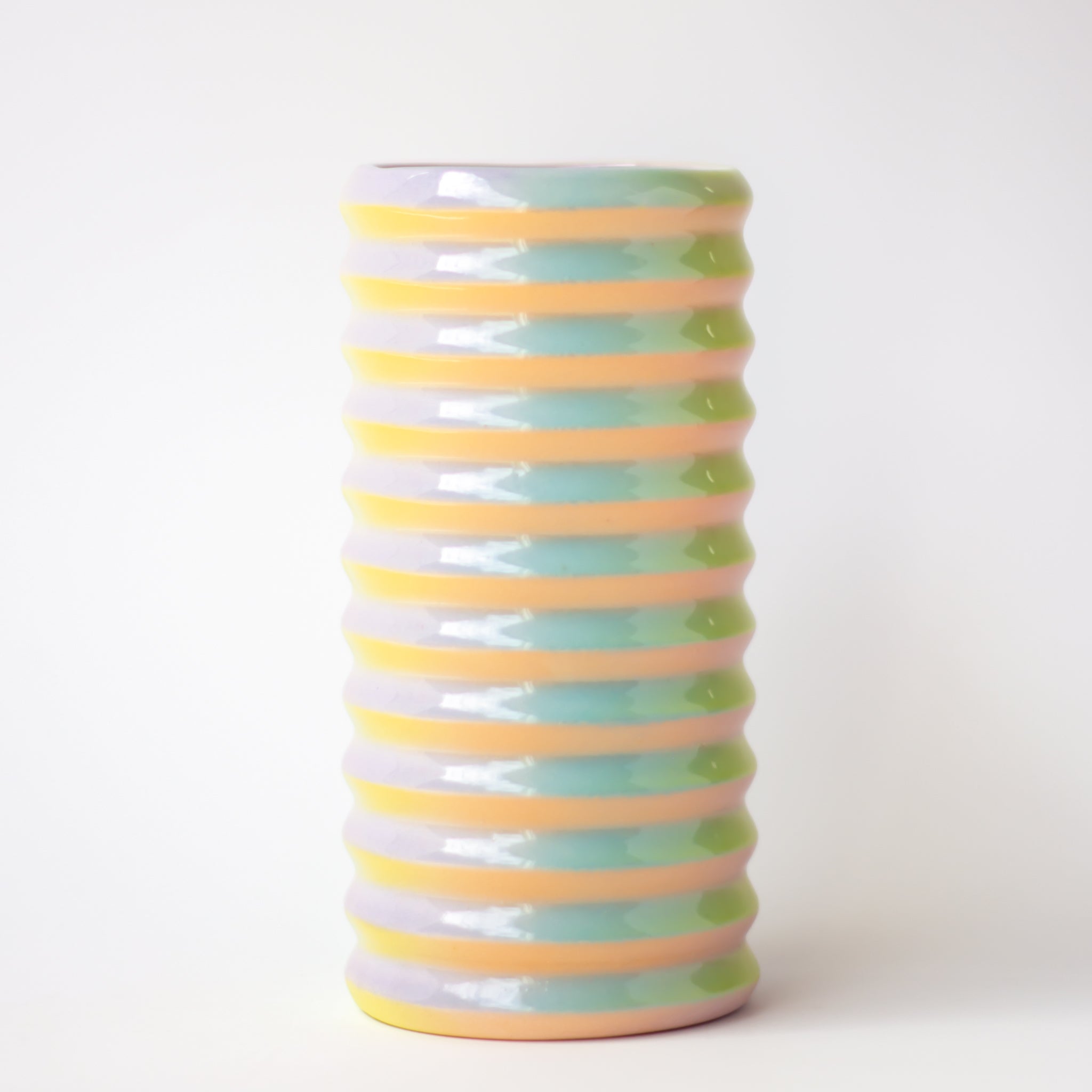Wiggle Vase in Pastel Prism