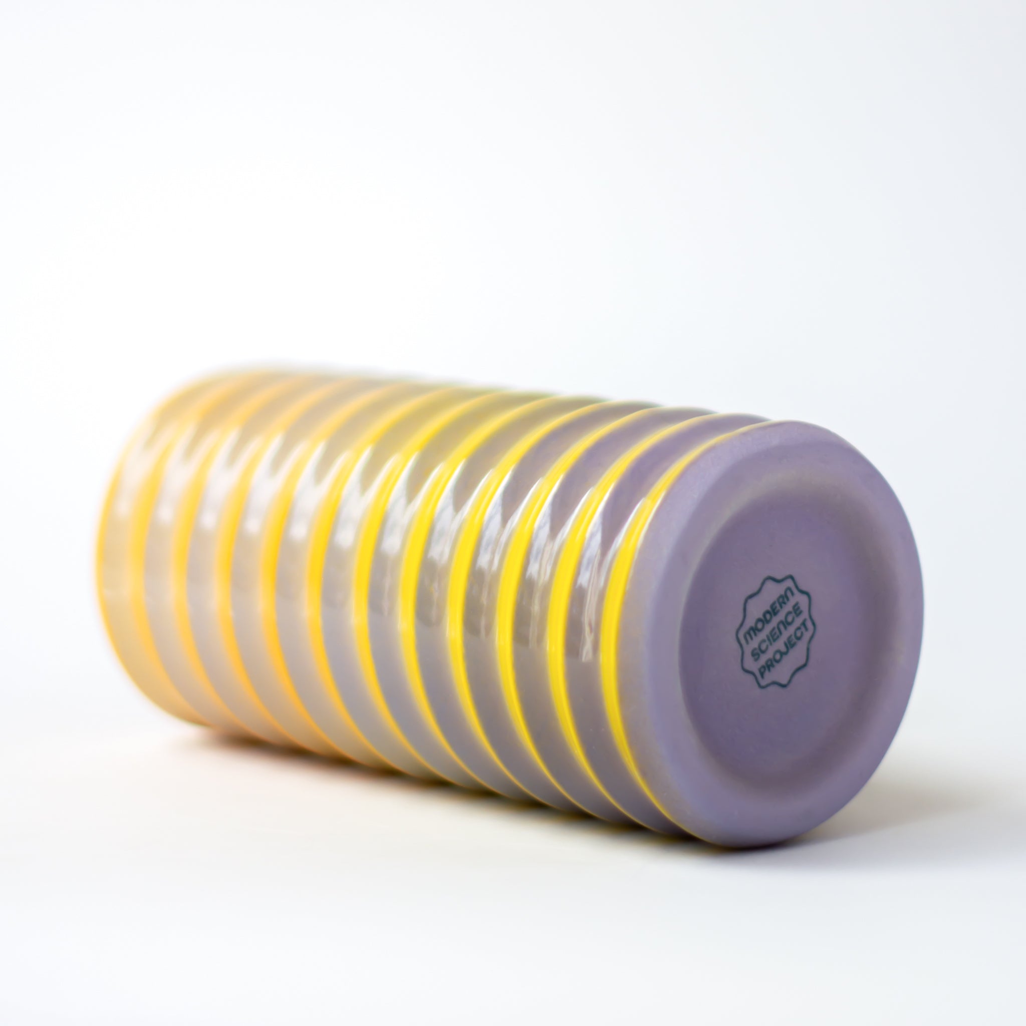 Wiggle Vase in Space Butter