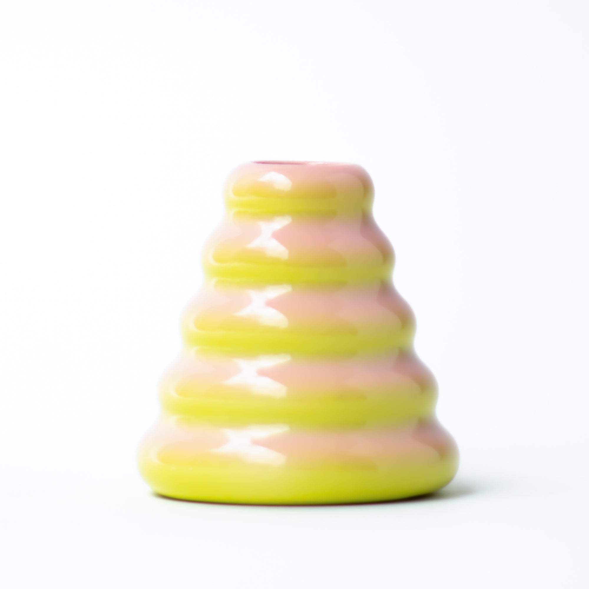 Buddy Vase in Guava