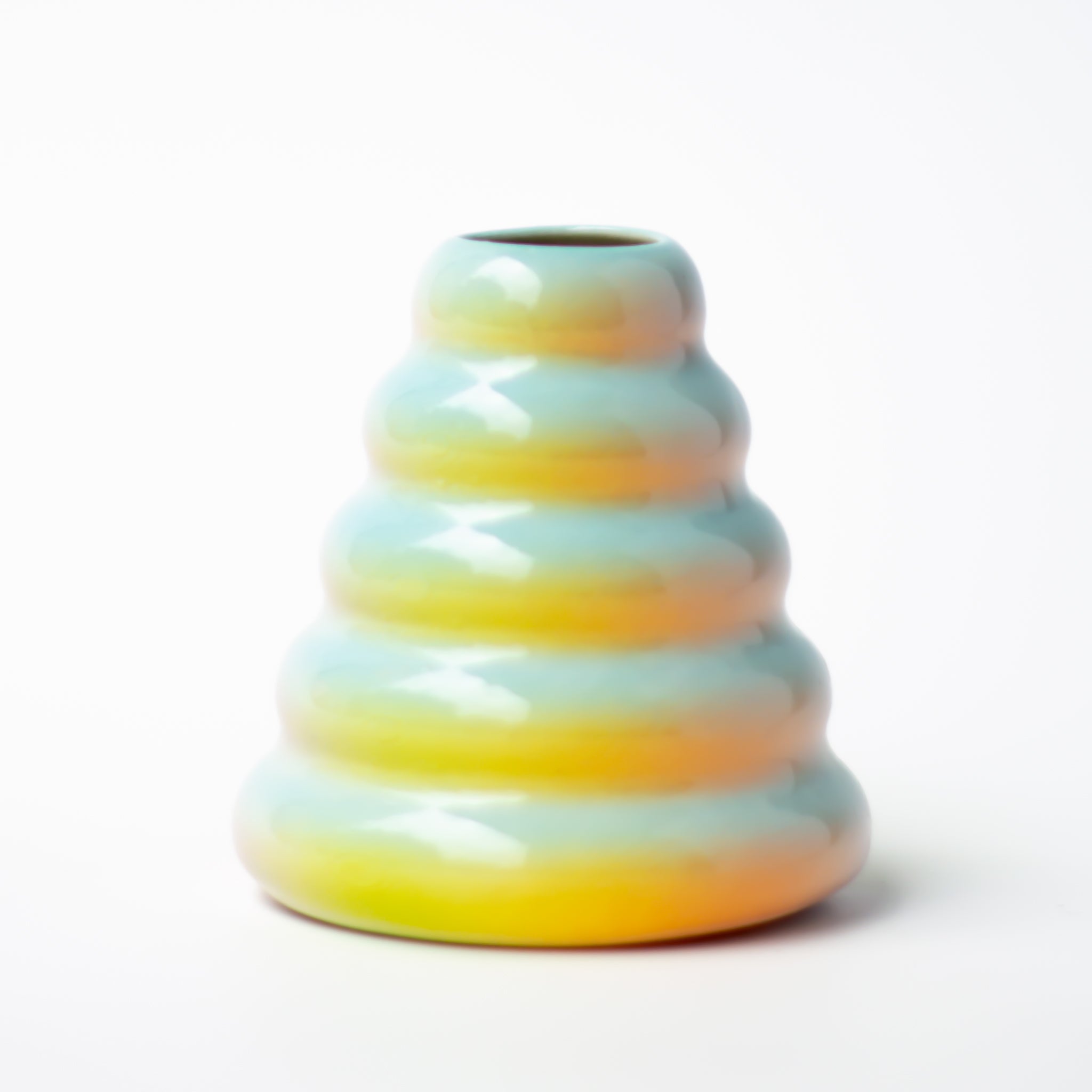 Buddy Vase in Iridescent Cloud