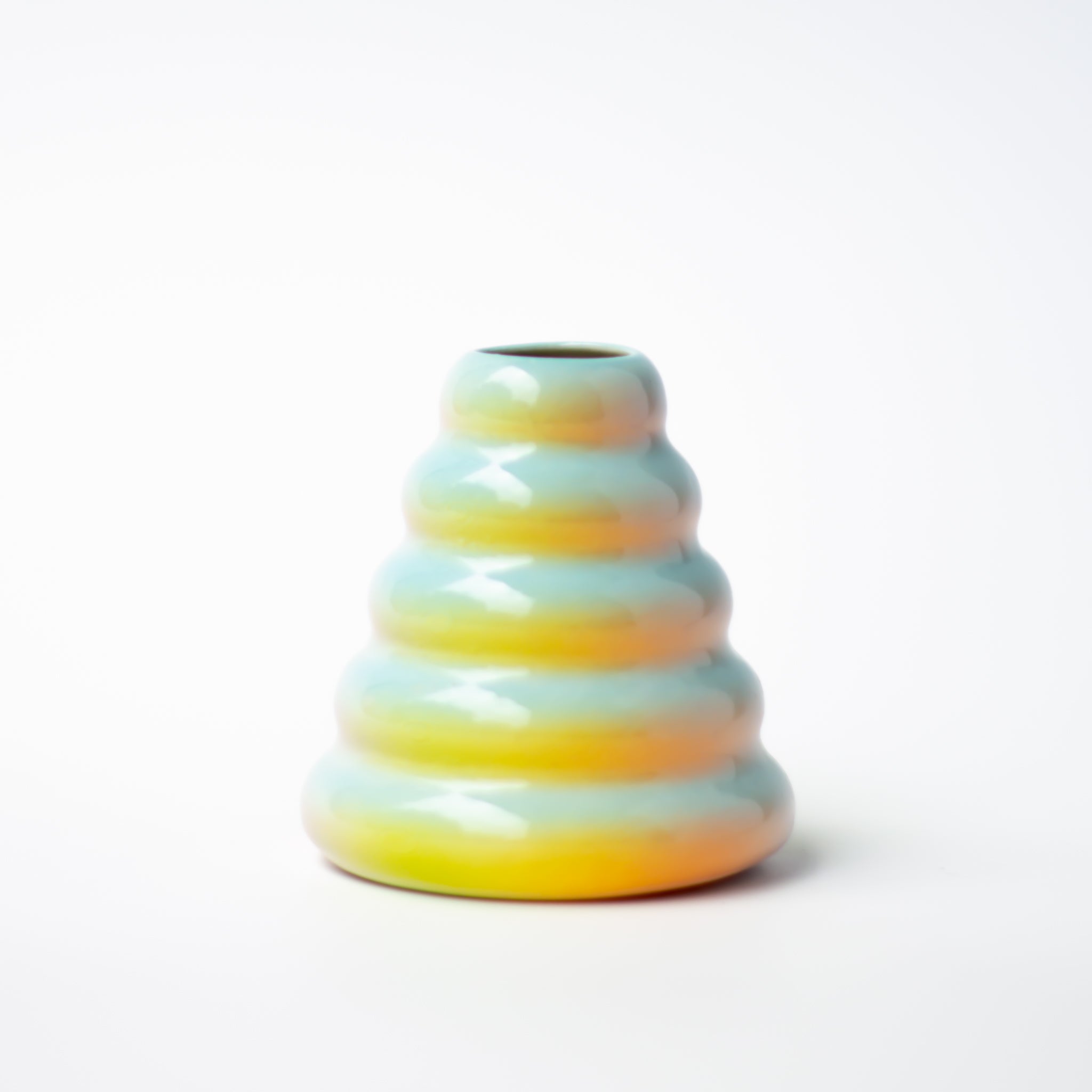 Buddy Vase in Iridescent Cloud